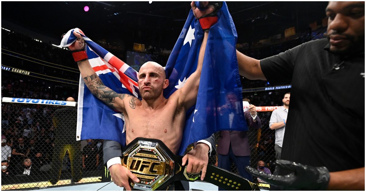 Dana White Welcomes Lightweight Title Fight For Alexander Volkanovski: 'He Can Do What He Wants' 1 Alexander Volkanovski