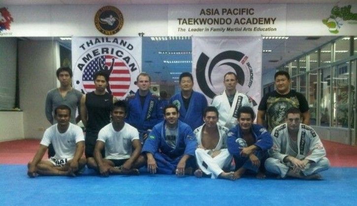 9 Facts About Muay Thai Superstar Buakaw Banchamek That Will Blow Your Mind 7 Buakaw the Mixed Martial Artist