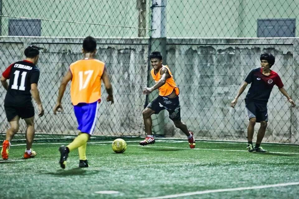 9 Facts About Muay Thai Superstar Buakaw Banchamek That Will Blow Your Mind 5 Muay Thai striker by day, football striker by night