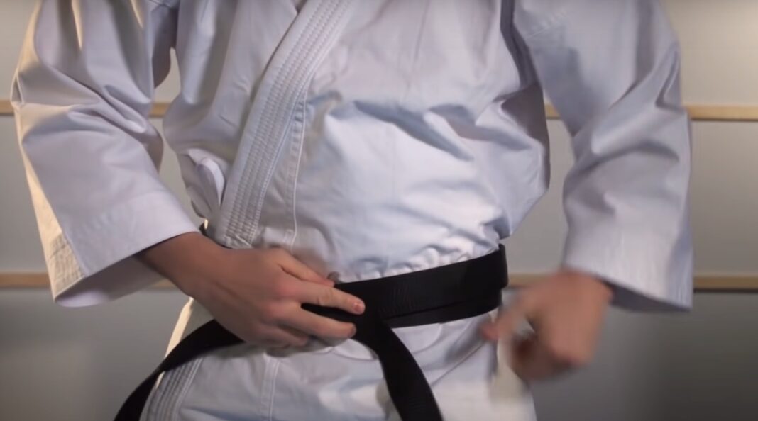How To Tie A Karate Belt