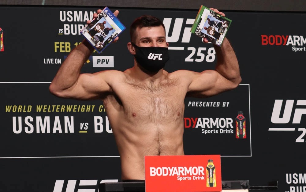Troll Pleads for Lenience Following Verbal Attack On Julian Marquez After UFC Austin Defeat 1 Julian Marquez