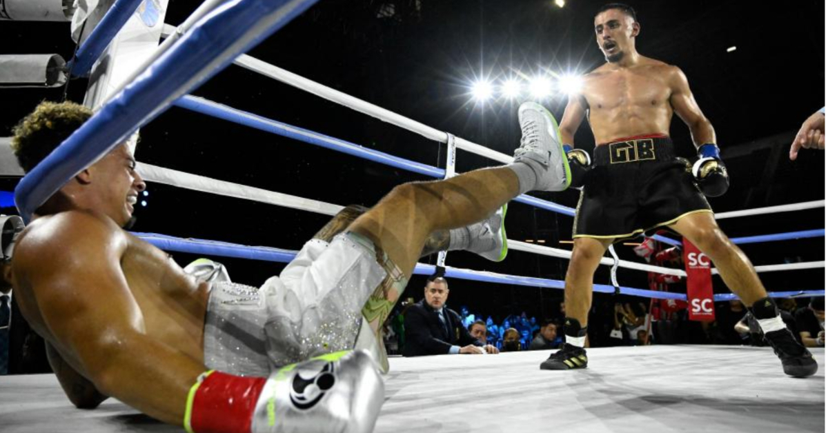 Watch: AnEson Gib knocks out Austin McBroom at Social Gloves 2, Le'Von Bell KO's Adrian Peterson 1 AnEson Gib