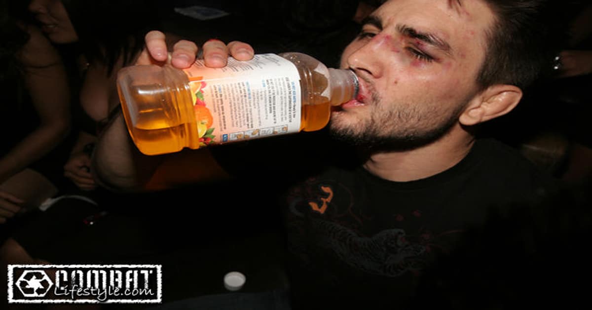 Carlos Condit Goes Down With Hand Injury; UFC 108 Co-Main Event Scrapped 1 Man Drinking