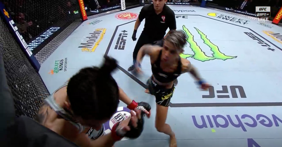 Amanda Lemos stops Marina Rodriguez, lands brutal standing TKO finish - UFC Vegas 64 Highlights 1 Amanda Lemos