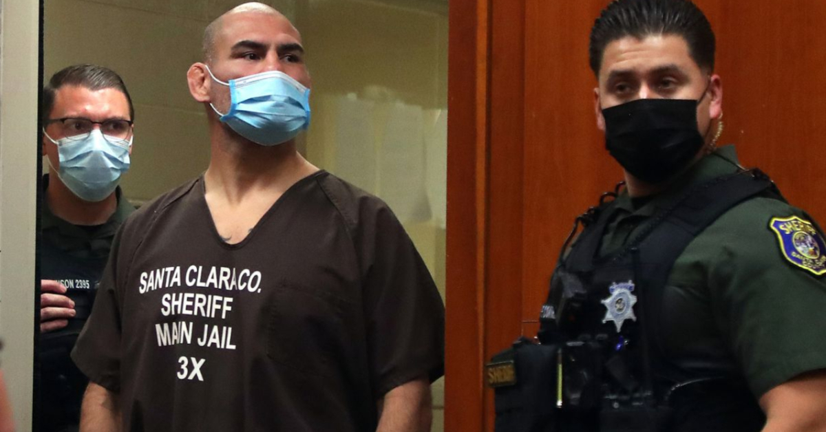 Ex-UFC titleholder Cain Velasquez out of jail on $1,000,000 bail in attempted murder case 1 Cain Velasquez