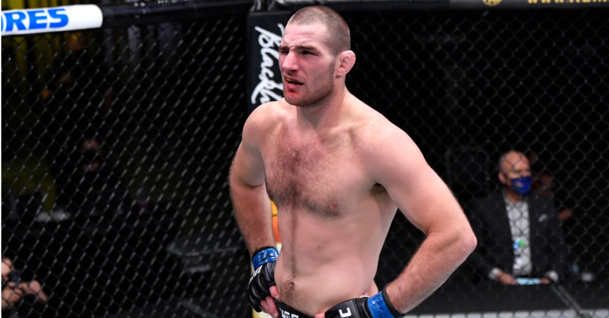 Sean Strickland reacts to split decision loss vs. Jared Cannonier: "You have judges that don't know how to f***ing do their job." 1 Sean Strickland