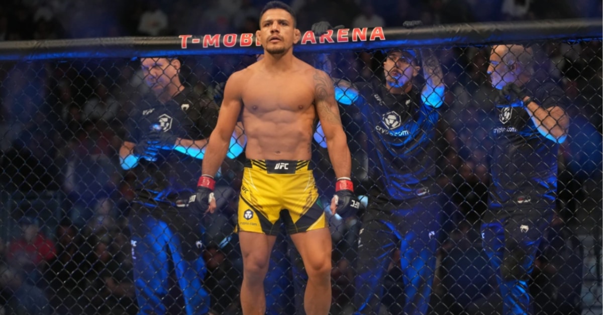 Rafael dos Anjos books UFC headliner against Vicente Luque in July