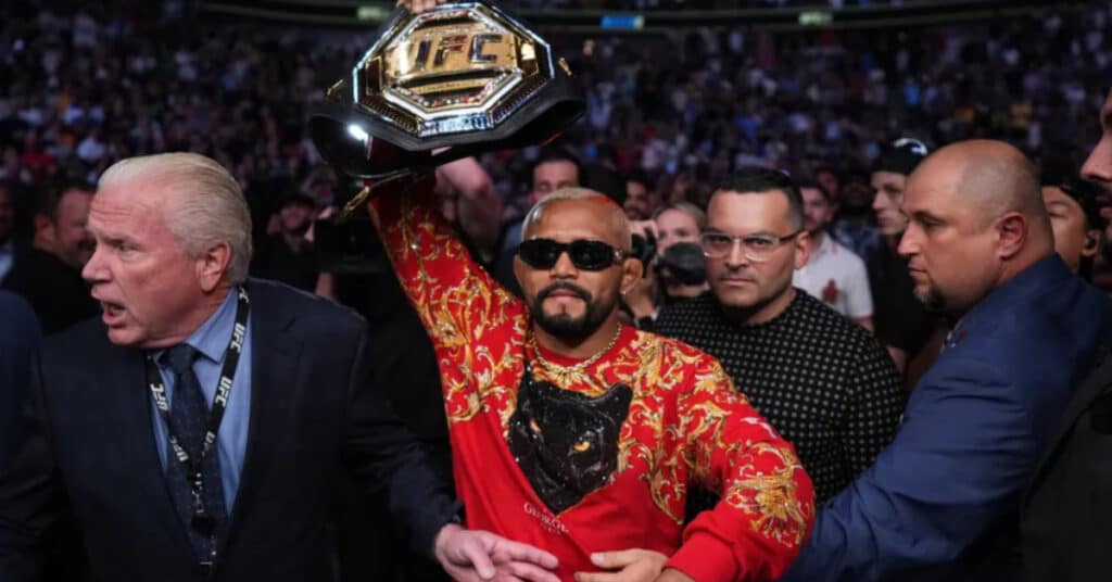 From Hairdresser to UFC Champ: The Odd Jobs of Deiveson Figueiredo 3 Deiveson Figueiredo