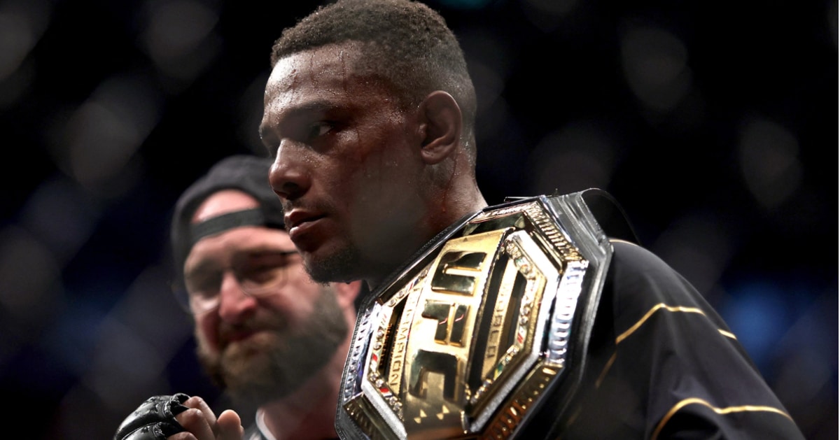 Jamahal Hill warns Tom Aspinall 'get ready' after UFC 295 win: 'I wanna do my thing at 205 and then go up' 1 Jamahal Hill warns Tom Aspinall after UFC 295 title win I wanna go up to heavyweight