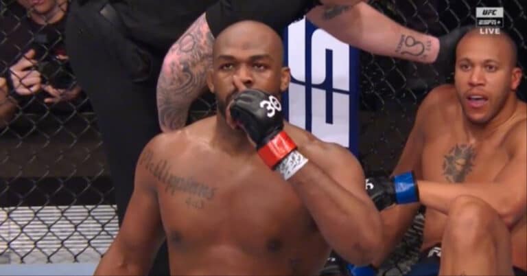 Jon Jones submits Ciryl Gane in two minutes to capture UFC heavyweight championship – UFC 285 Highlights