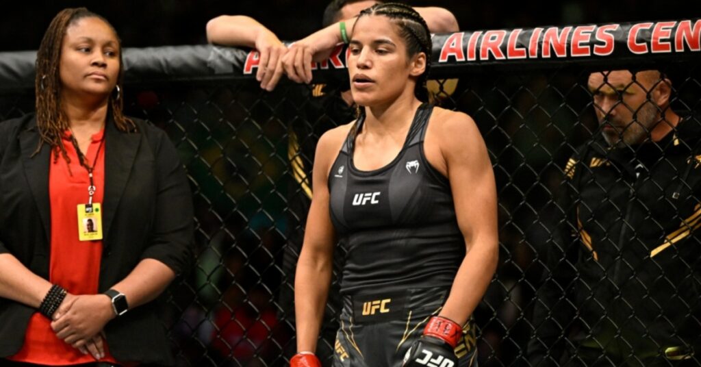 Kayla Harrison calls out Julianna Peña for interim title fight at UFC 303 after debut win: 'My time is now' 4 Julianna Peña eyes title fight with Amanda Nunes or Irene Aldana in return from injury UFC 289