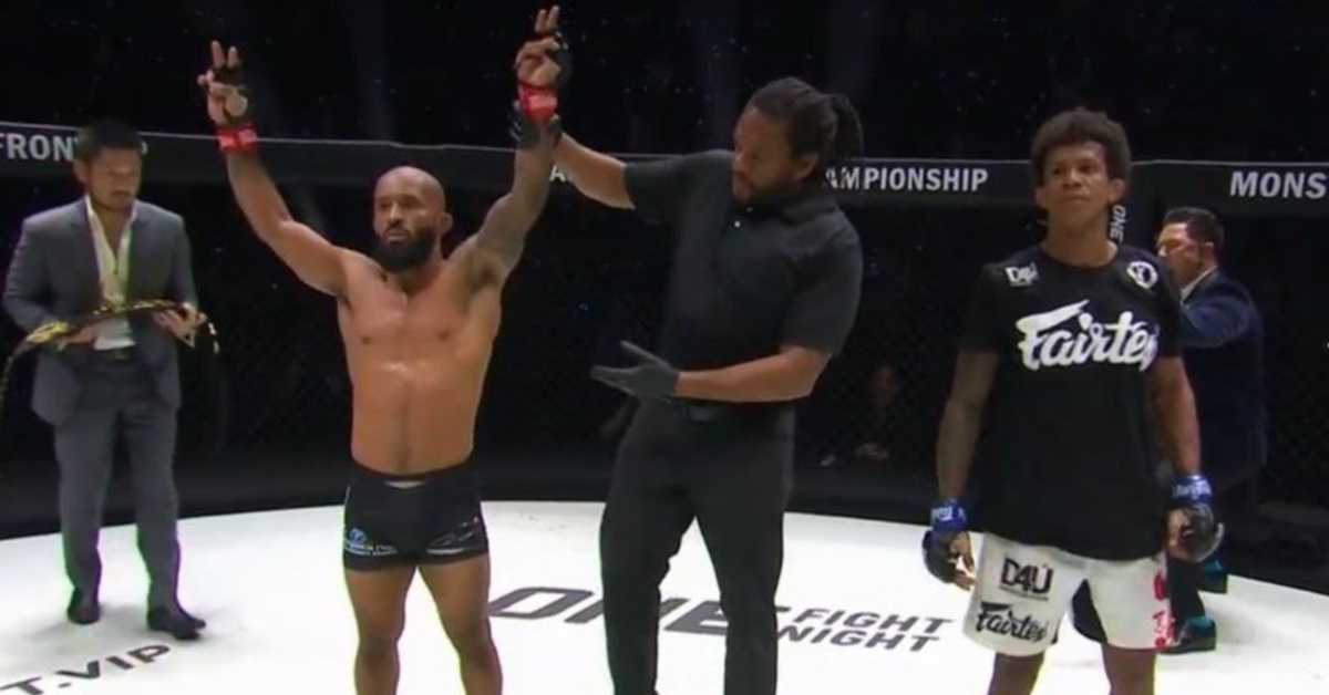 Demetrious Johnson defends title beats Adriano Moraes in decision win ONE Fight Night 10 ONE Championship