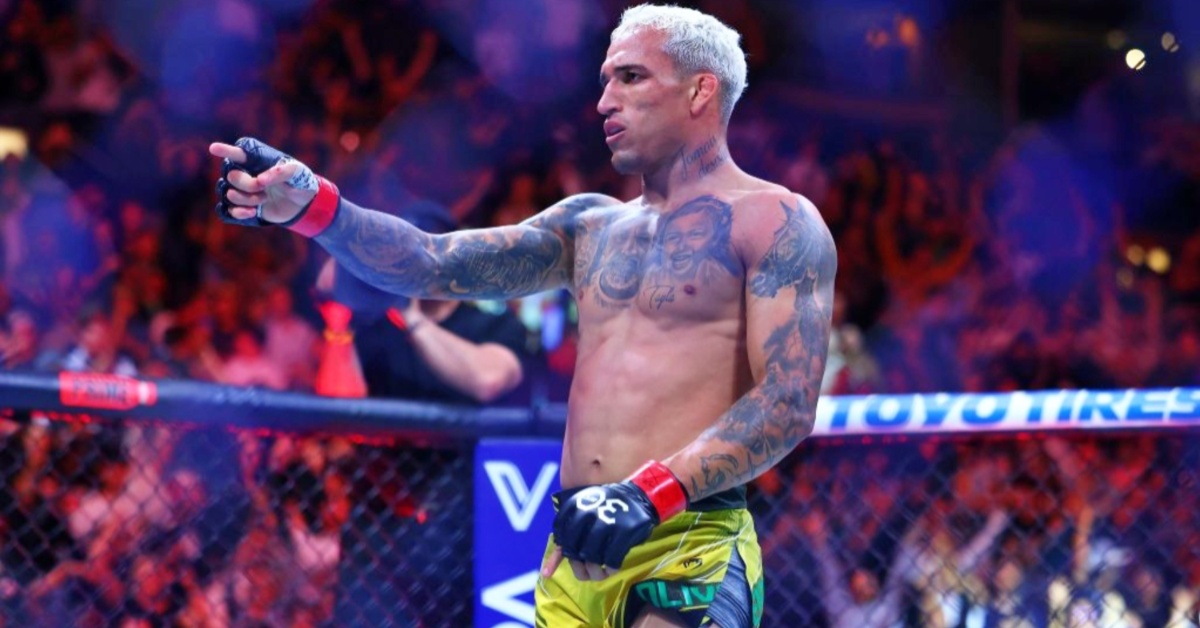 Charles Oliveira touted as lightweight GOAT over Khabib Nurmagomedov: 'He has a pretty damn good résumé' 1 Charles Oliveira touted as lightweight GOAT over Khabib following UFC 289 win