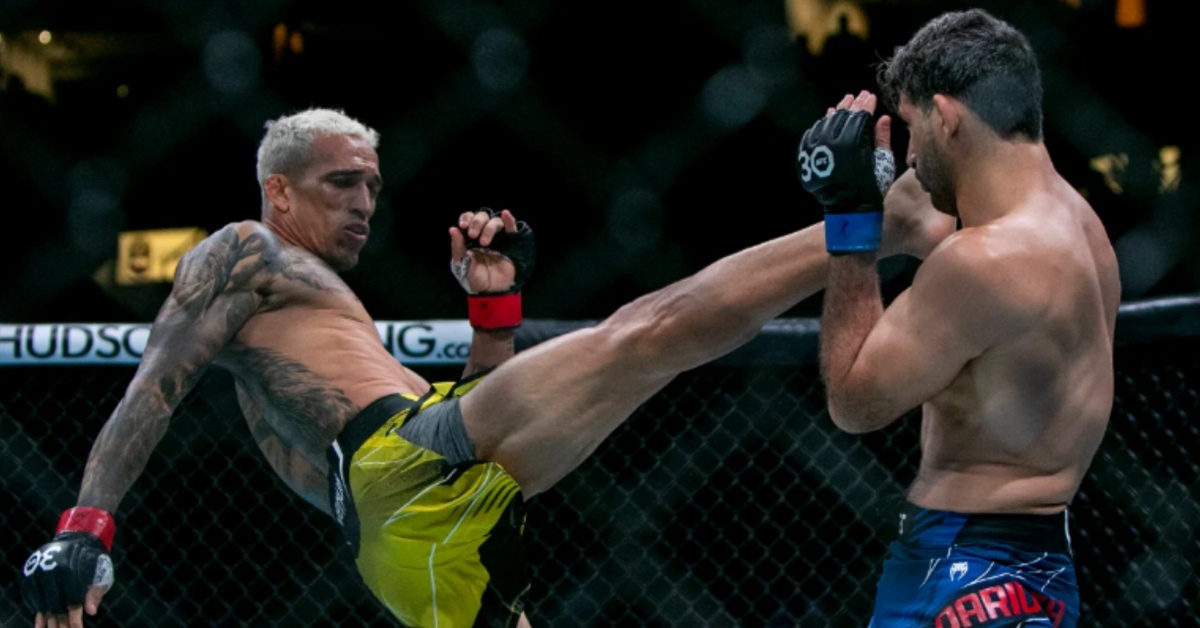 Video - Charles Oliveira practices picture-perfect combo that put Beneil Dariush away at UFC 289 1 Charles Oliveira