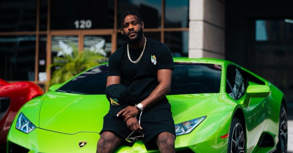 Aljamain Sterling receives Lamborghini gift from Dana White after argument UFC 292