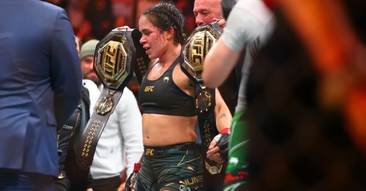 Amanda Nunes officially relinquishes bantamweight title remains featherweight champion UFC retirement