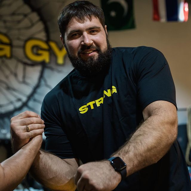 Vitaly Laletin: Arm Wrestling Champion 2 Vitaly Laletin