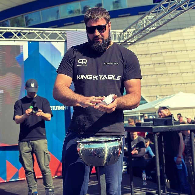 Vitaly Laletin: Arm Wrestling Champion 4 Vitaly Laletin