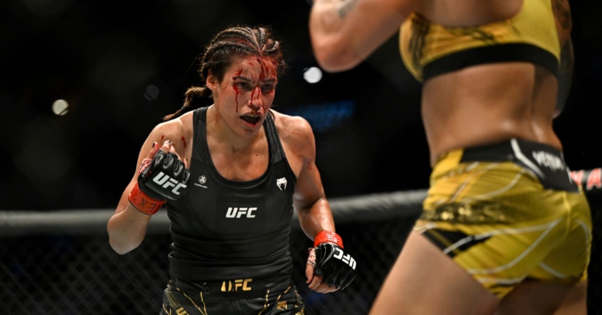 Julianna Peña claims Amanda Nunes rematch wasn't one sided: 'It was a lot closer than people give me credit for' 1 Julianna Peña claims Amanda Nunes rematch was closer than people give her credit for UFC