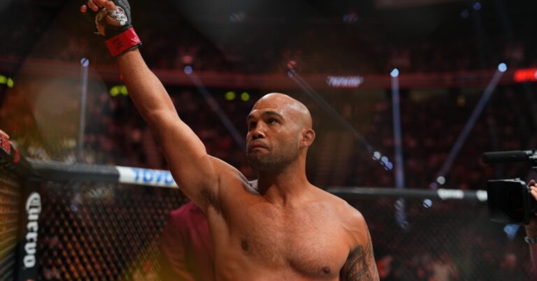 Robbie Lawler lands stunning KO win over Niko Price 38 seconds retirement fight at UFC 290
