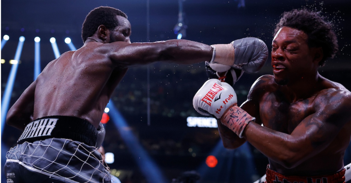 Terence Crawford dominates Errol Spence Jr. in welterweight