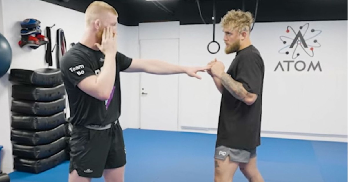 Jake Paul hands out $1,000 to unbeaten UFC prospect Bo Nickal after losing boxing challenge: 'The lion lost' 1 jake paul