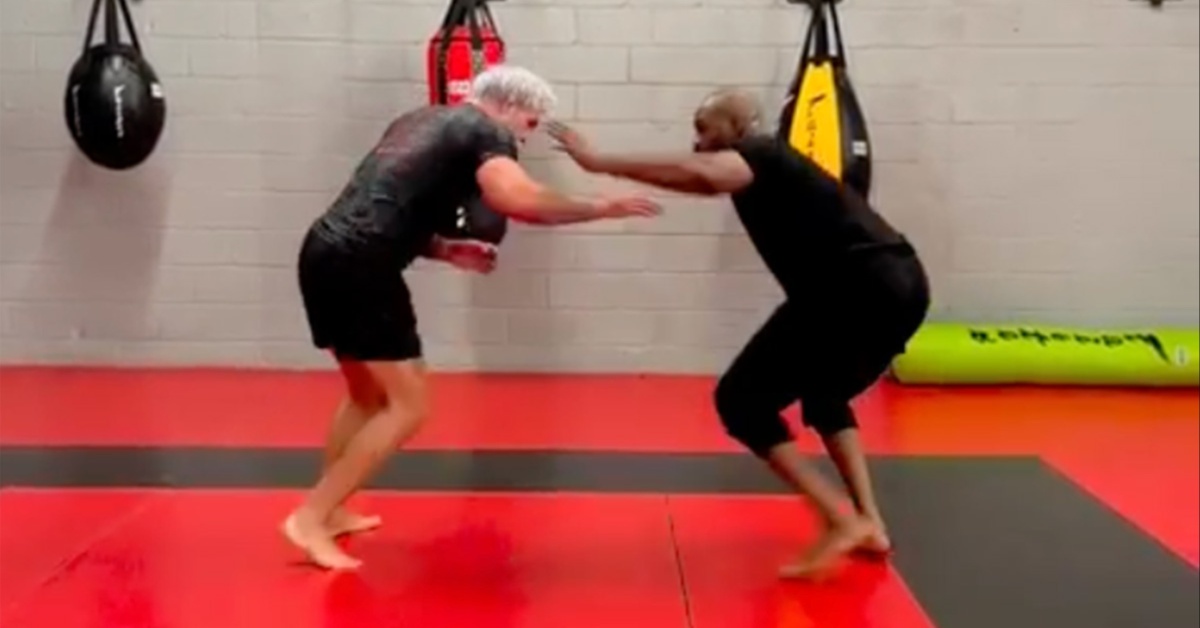 Jon Jones trains with Gordon Ryan in rough grappling match ahead of UFC 295 title fight