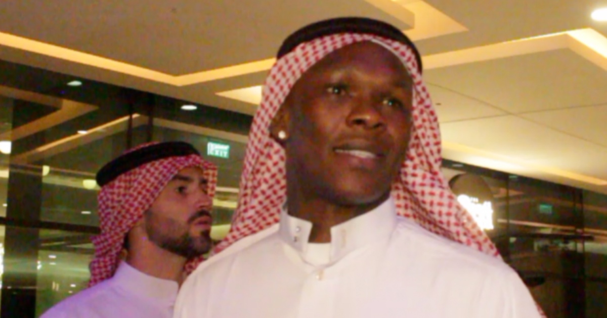 Israel Adesanya hints at UFC 300 main event fight return with 300-Themed poster: 'The Gods must be crazy' 1 Israel Adesanya hints at UFC 300 return with 300-themed poster on social media God must be crazy