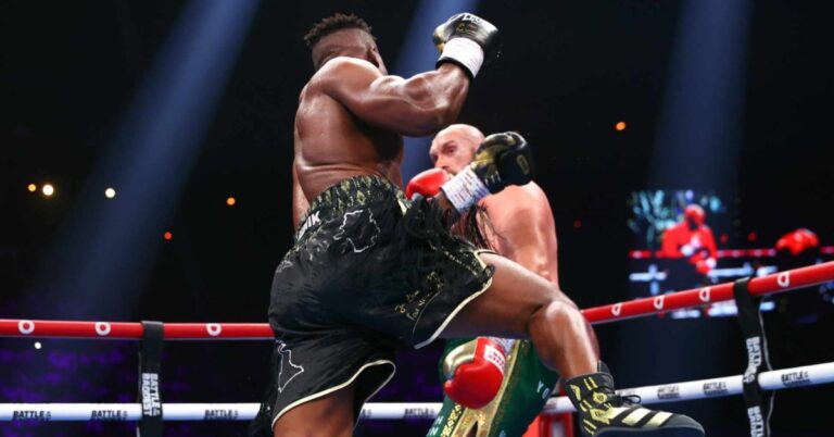 Francis Ngannou launches a Superman punch in the 10th Round against tyson fury