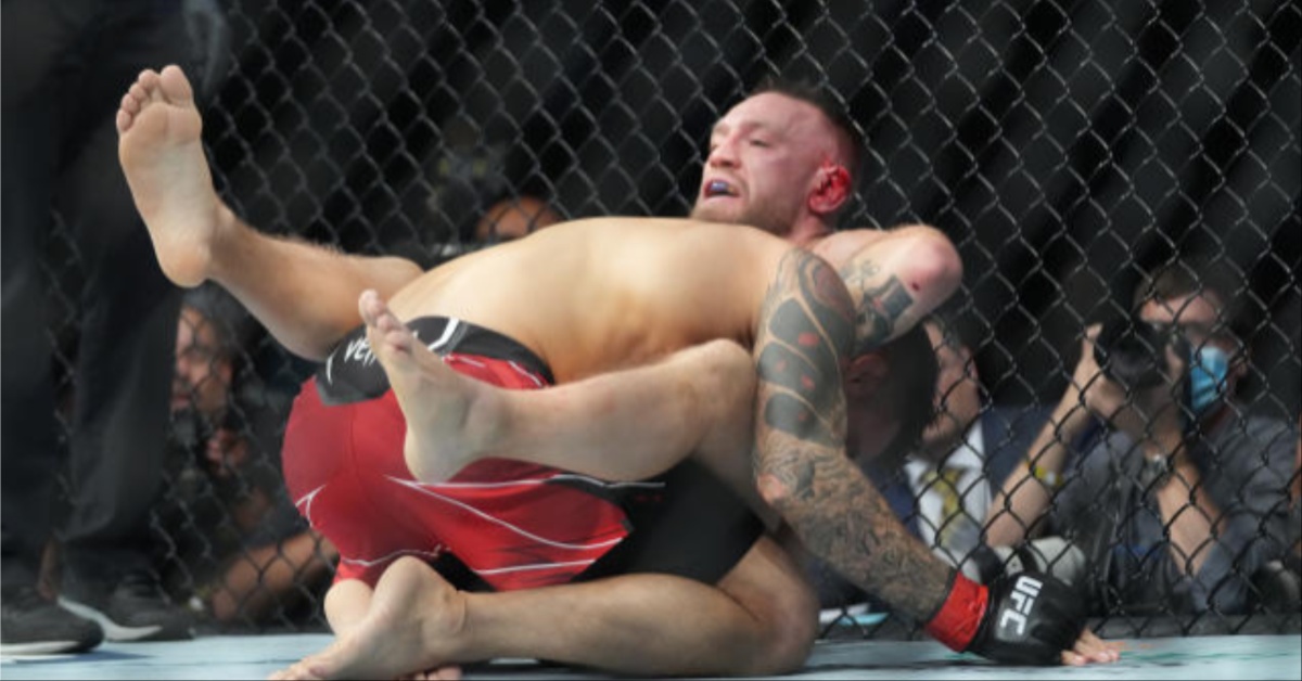 Conor McGregor reveals reason for bizarre guillotine attempt on UFC foe Dustin Poirier: 'The leg was already broken' 1 Conor McGregor defends guillotine choke against Dustin Poirier the leg was already broken UFC