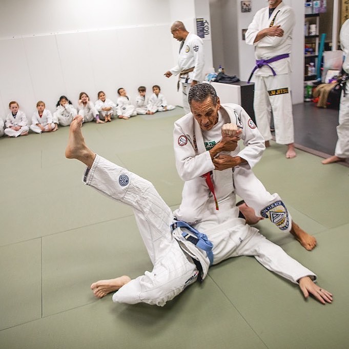 Relson Gracie in Gym