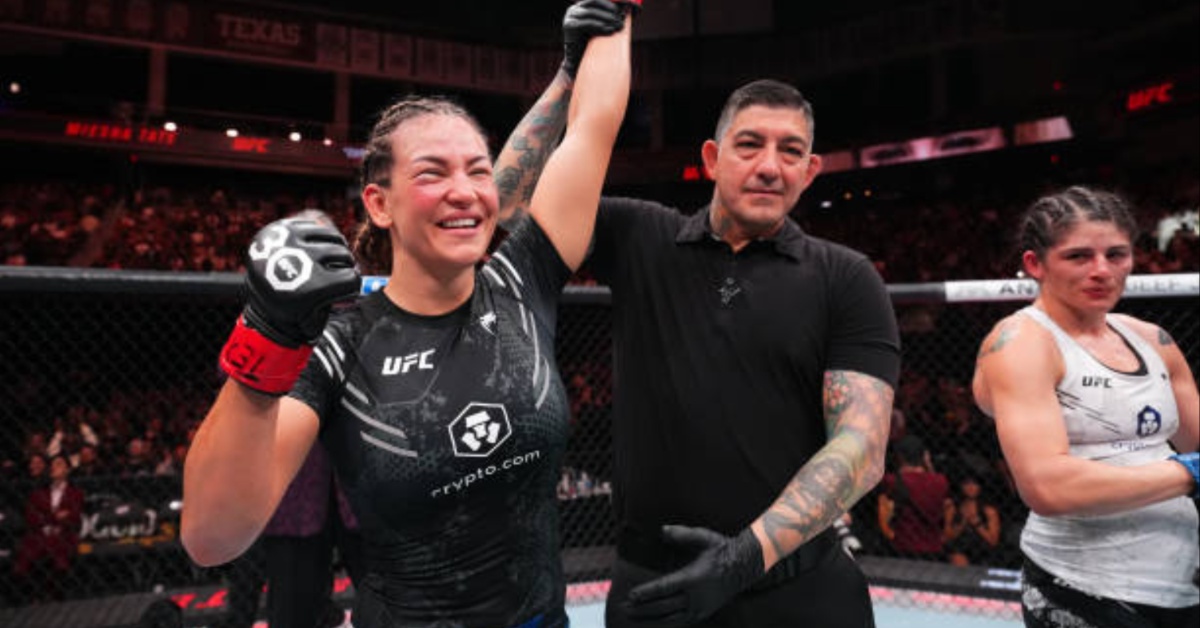 Miesha Tate lands spectacular rear-Naked choke win over Julia Avila in dominant fight - UFC Austin Highlights 1 Miesha Tate lands dominant rear-naked choke submission win over Julia Avila at UFC Austin
