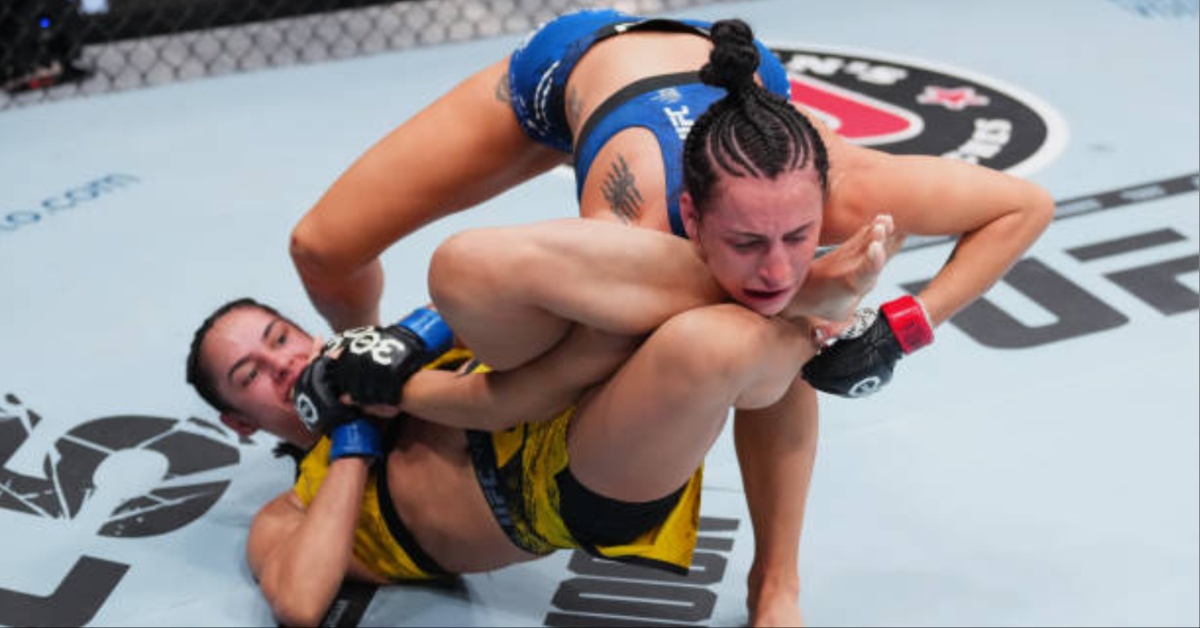 Ariane Lipski stops Casey O'Neill with brutal armbar in return fight - UFC 296 Highlights 1 Ariane Lipski lands brutal armbar win over Casey O'Neill at UFC 296
