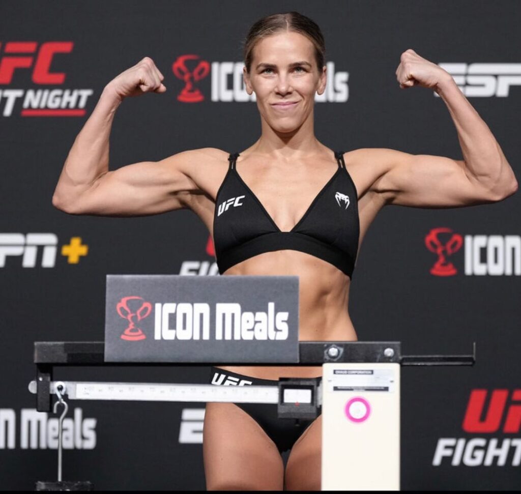 Best MMA Fighters From Pennsylvania 4 Katlyn Chookagian