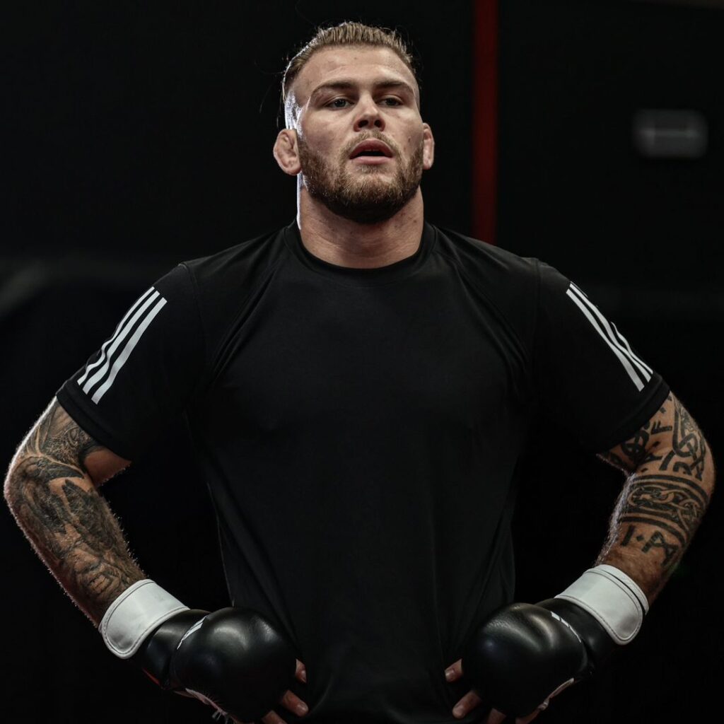 Best UFC Fighters From Australia 5 Jake Matthews