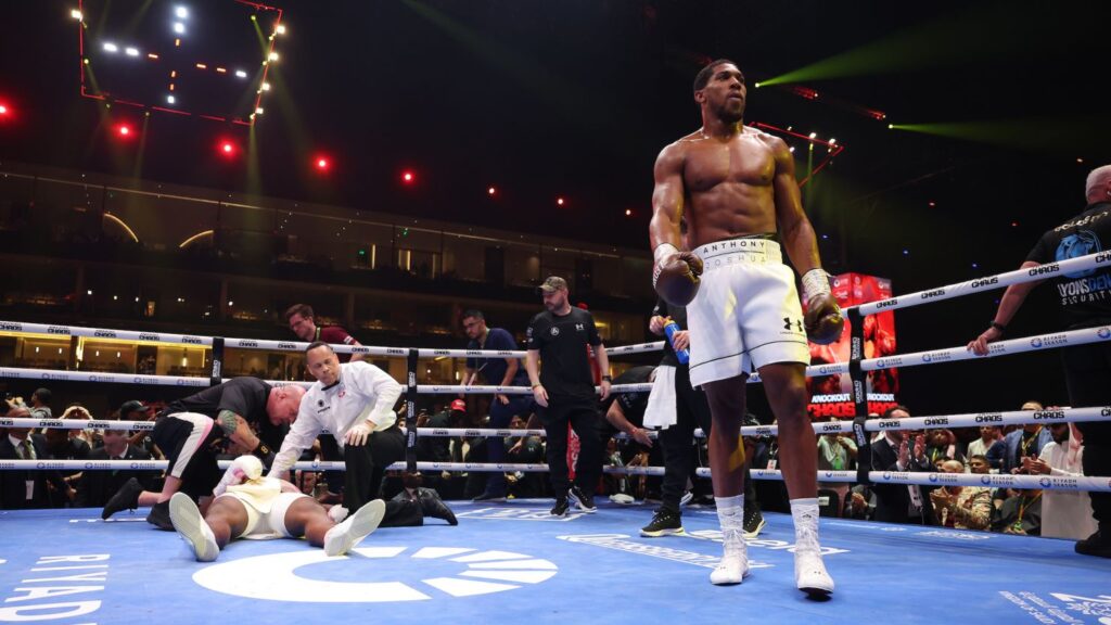 Francis Ngannou KOd by Anthony Joshua