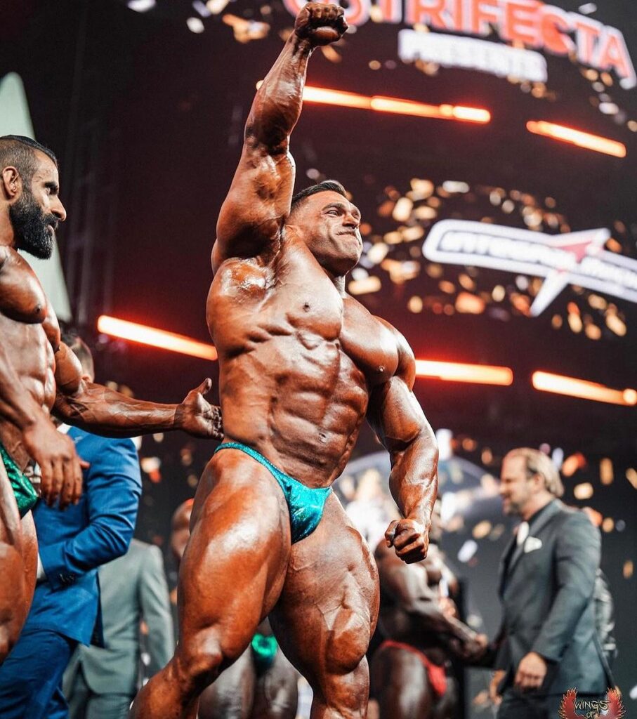 Derek Lunsford: 2-Division Olympia Champion 3 Derek Lunsford 2 Division Champion