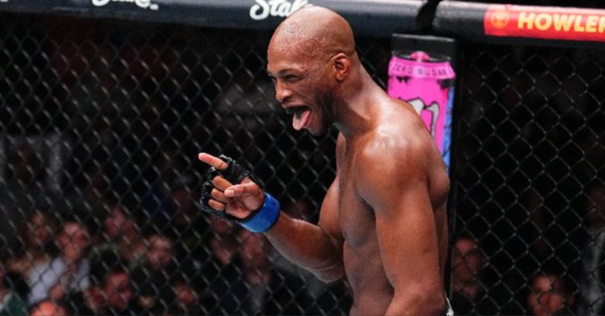 Michael ‘Venom’ Page wins Octagon debut in entertaining fight with Kevin Holland – UFC 299 Highlights