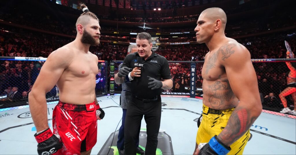 Jiri Prochazka eyes future middleweight drop after reclaiming UFC title: 'I know I could handle the division' 3 Jiri Prochazka vows to avenge loss to Alex Pereira in title rematch after UFC 300 that fight was mine