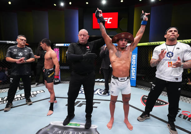 NSAC withholds Igor Severino's fight purse after being DQ'd for biting his UFC Vegas 89 opponent 5 Andre Lima vs. Igor Severino