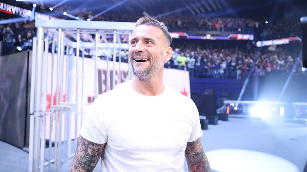 CM Punk returns to WWE