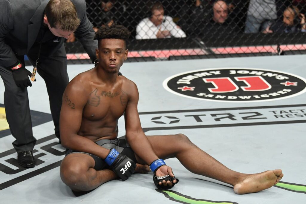 Jamahal Hill's early return from injury at UFC 300 could prove disastrous: 'He tore his Achilles clean off' 3 Jamahal Hill