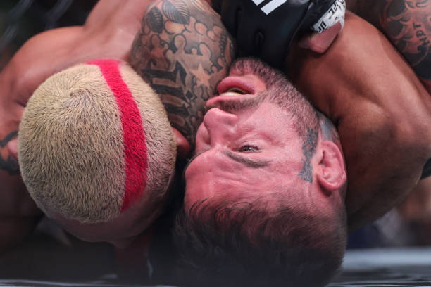 Cody Garbrandt suffered from vertigo during his UFC 300 fight with Deiveson Figueredo 2 Figueiredo submits Cody Garbrandt
