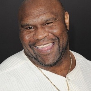Best Pro Football Players Turned MMA Fighters 5 Bob Sapp