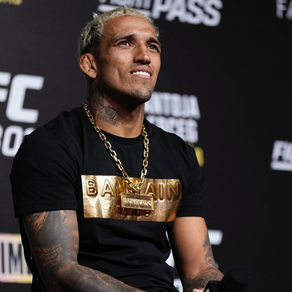 Charles Oliveira is 'Dying to fight' and ready to hunt at 155lbs 3 Charles Oliveira