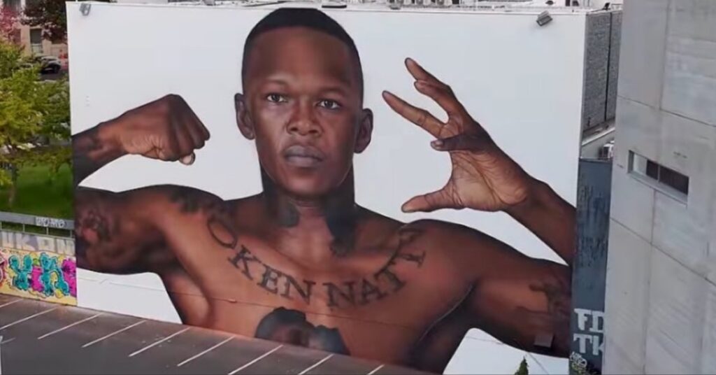 UFC star Israel Adesanya immortalized in massive mural by famous street artist Owen Dippie 2 MixCollage 23 May 2024 01 58 PM 707