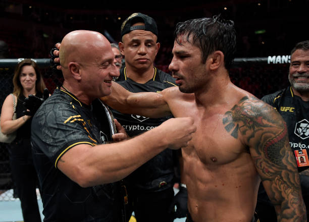 Alexandre Pantoja eyes 'Dream' fight with Demetrious Johnson after UFC 301: 'I have all the respect for him' 2 Pantoja UFC 301 title