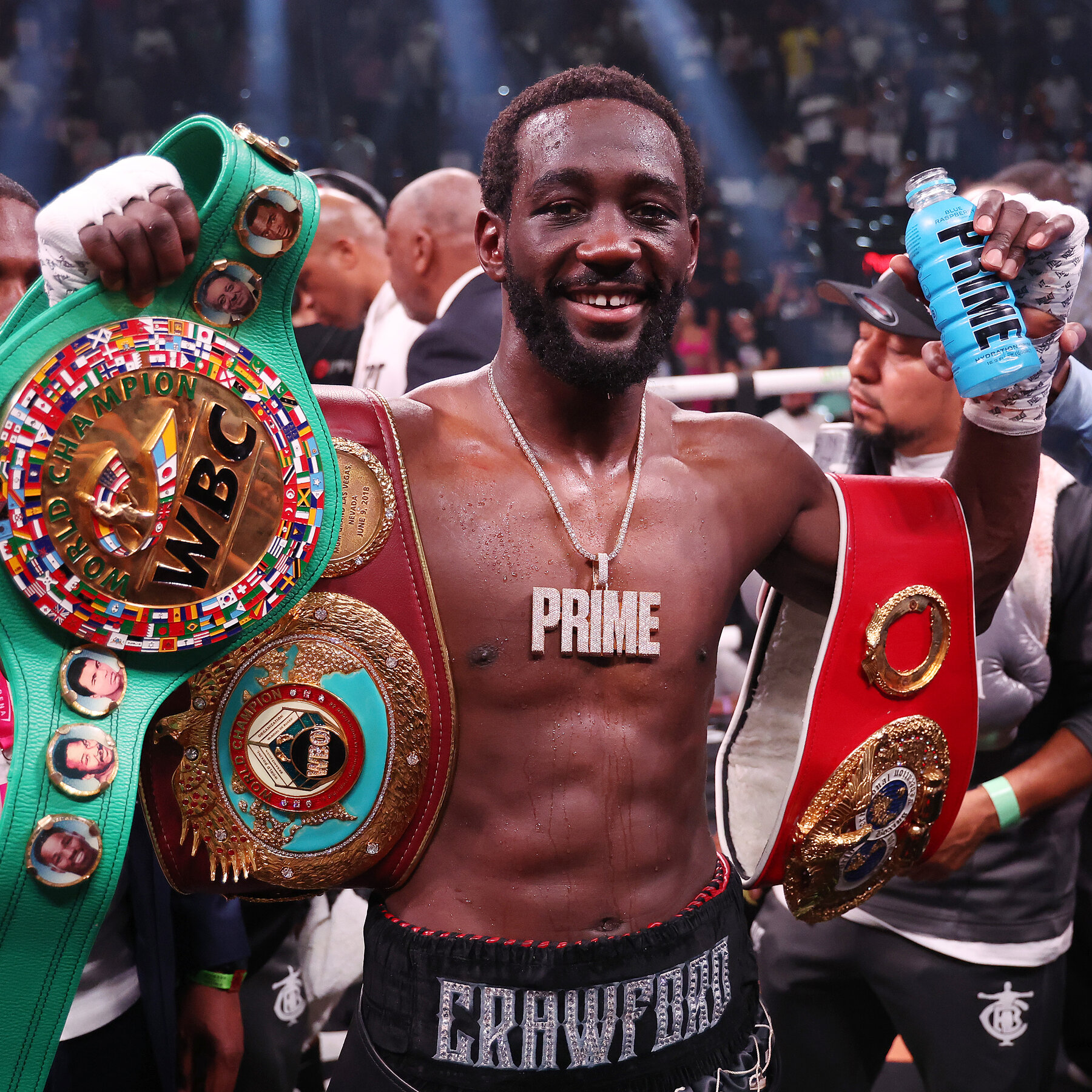 Report Canelo Alvarez Targeted To Meet Terence Crawford In Huge