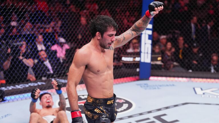 Alexandre Pantoja vs. Kai Kara-France – Odds and Match Preview
