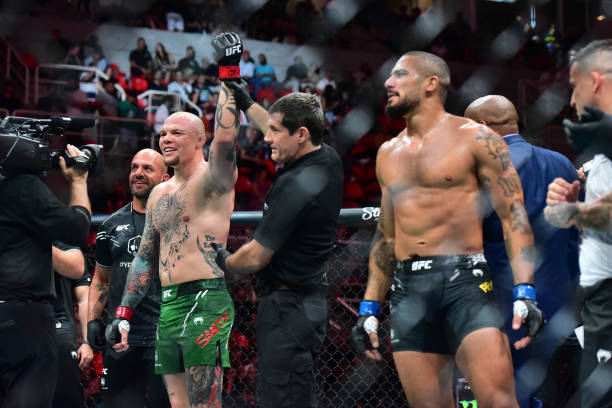 Anthony Smith confused by his ongoing beef with UFC champ Alex Pereira: 'It’s just weird to me' 4 Anthony Smith